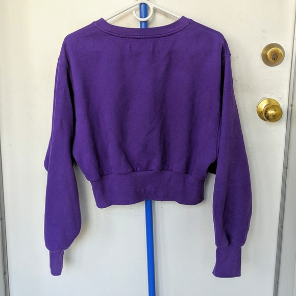 Aritzia TNA purple cropped crewneck, size S - Picture 2 of 4